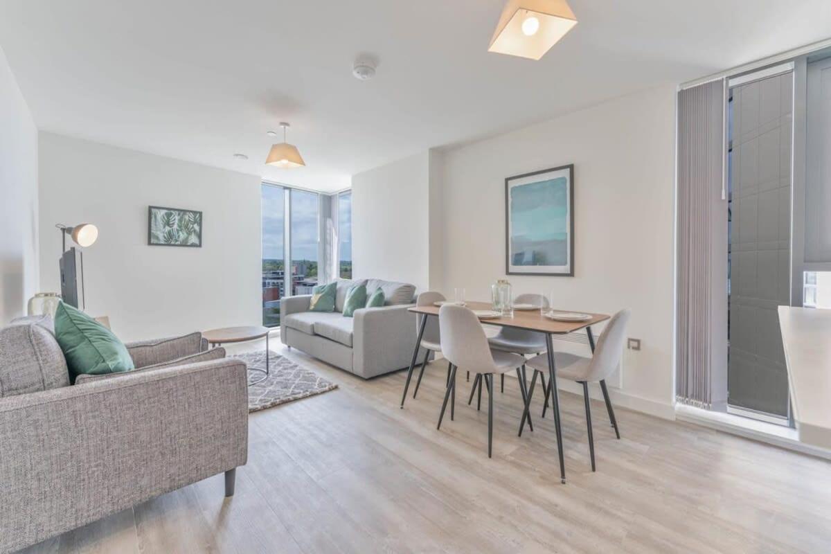 Stunning 2 Bed Apartment In Central Birmingham Buitenkant foto