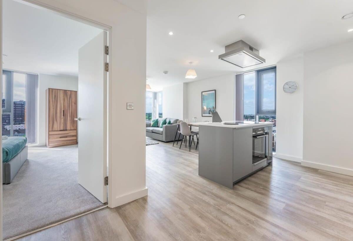 Stunning 2 Bed Apartment In Central Birmingham Buitenkant foto